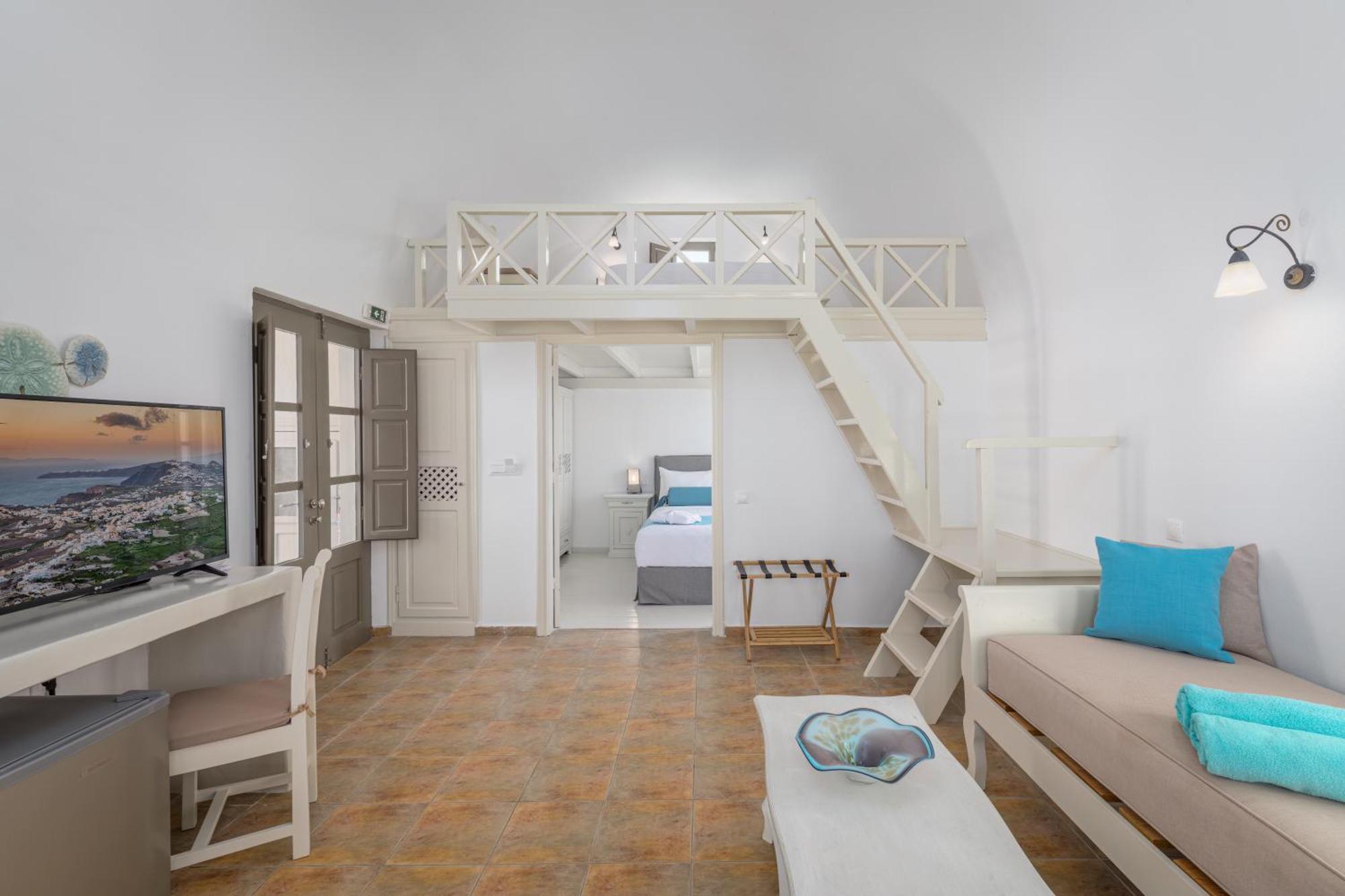 Elegant Master Suite with Sea Vista,1161772392:JPEG